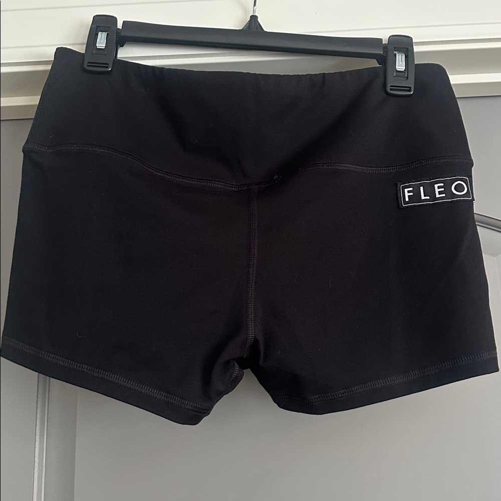 Womens black fleo bike shorts size large